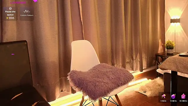 Snapshot of Chloe_Cherry21 chatting on 03.07.25 Chloe Cherry21 online show from 03.07.25