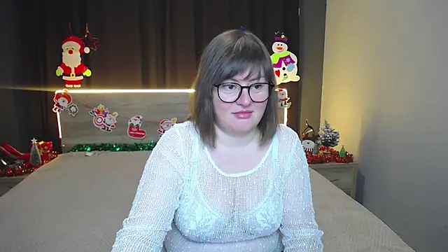 ZannaDreil online show from 12.20.25