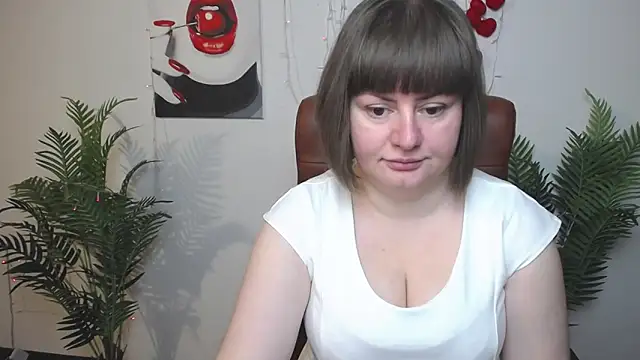 Snapshot of ZannaDreil chatting on 05.08.26 ZannaDreil online show from 05.08.26