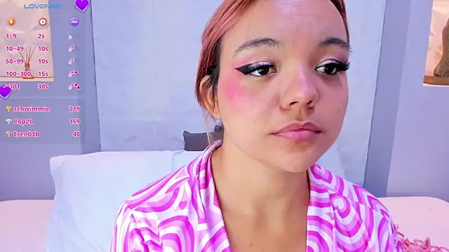 EmilyRouss  online show from 03.05.25