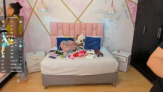 lizortiz online show from 10.03.25