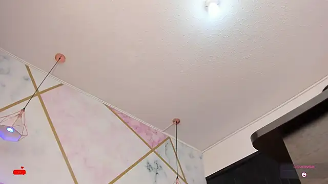 lizortiz online show from 11.06.25