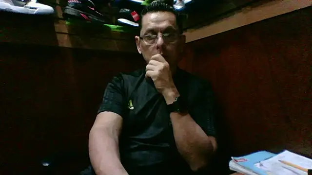 MarcusKelvin online show from 10.24.25