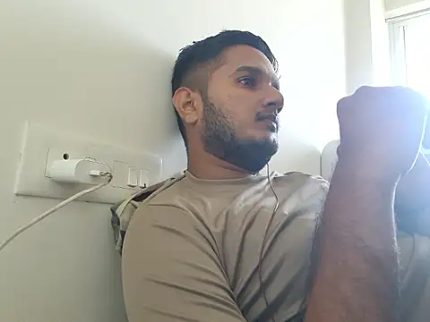 Snapshot of Jonrobinso chatting on 06.19.26 Jonrobinso online show from 06.19.26