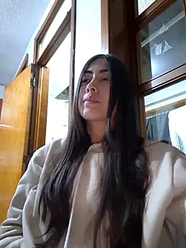 Maralains online show from 03.20.25