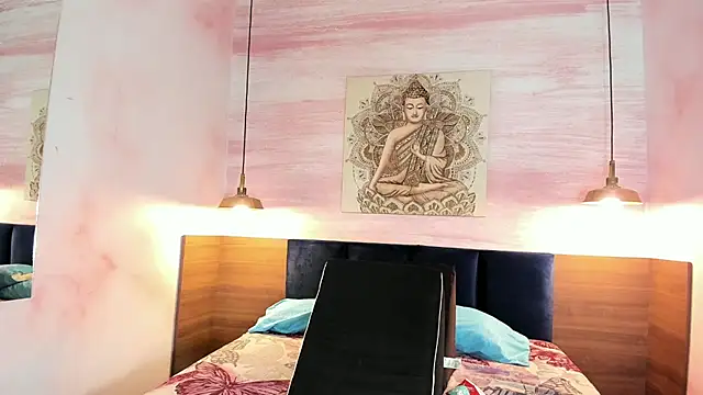 MelaniieRoux online show from 02.21.26