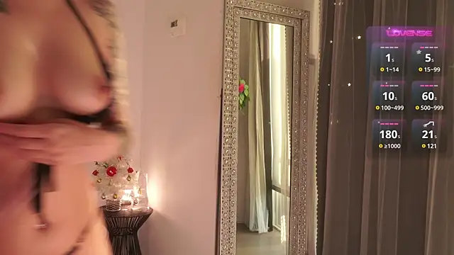 Mysticxkitty online show from 12.13.24