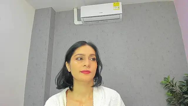 Tiffany mendez online show from 01.14.26