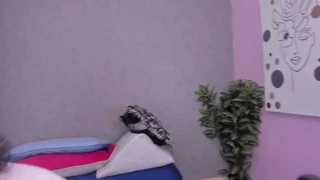 Tiffany mendez online show from 03.20.26