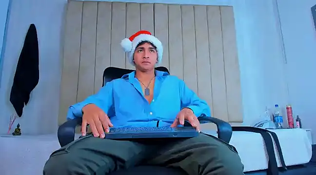 Muichiro tokito1 online show from 12.27.24