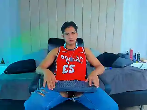 Muichiro tokito1 online show from 01.13.25