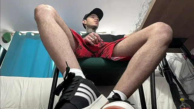 Saturno v online show from 01.13.25