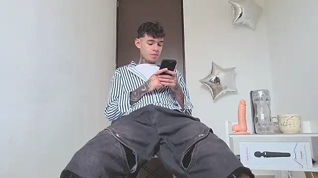 Saturno v online show from 09.10.25