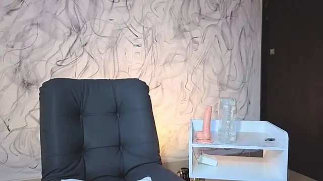 Saturno v online show from 10.04.25