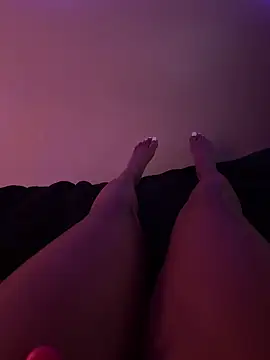 ReineNeferrti online show from 04.14.26