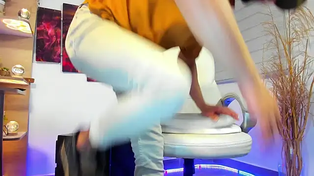 Snapshot of alessandro_wye chatting on 02.27.25 alessandro wye online show from 02.27.25