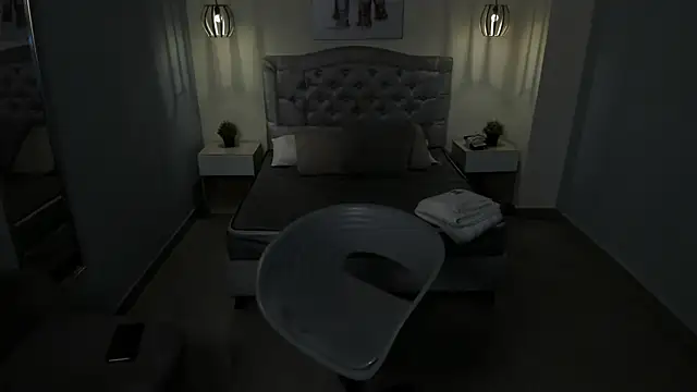 escarleth   online show from 10.18.25