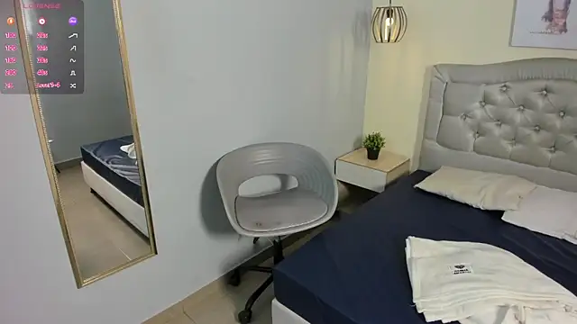 escarleth   online show from 05.30.26