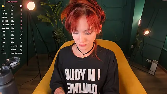 Snapshot of Dearly_kitty chatting on 03.06.25 Dearly kitty online show from 03.06.25