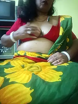 Snapshot of Riyaa_2024 chatting on 12.06.24 Riyaa 2024 online show from 12.06.24