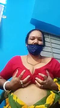 Snapshot of Riyaa_2024 chatting on 12.11.24 Riyaa 2024 online show from 12.11.24