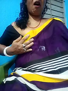 Snapshot of Riyaa_2024 chatting on 12.29.24 Riyaa 2024 online show from 12.29.24