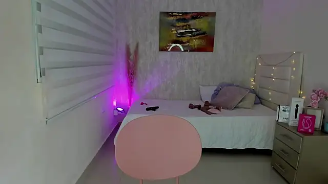 Snapshot of Keni_malf chatting on 09.12.25 Keni malf online show from 09.12.25