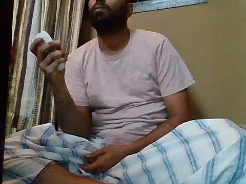 Snapshot of CookedAccord7 chatting on 11.11.25 CookedAccord7 online show from 11.11.25