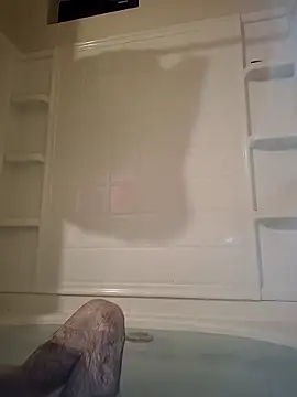 lit702 online show from 11.30.25