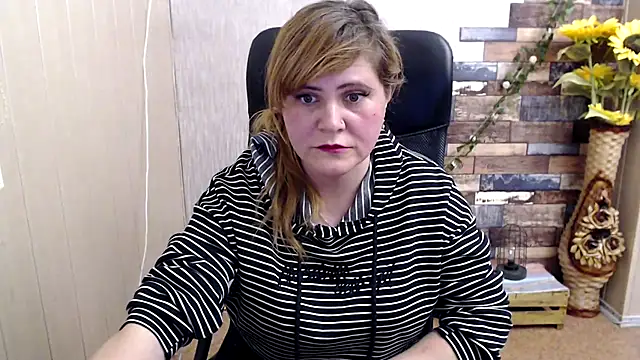 DaniellaKiss online show from 03.15.25