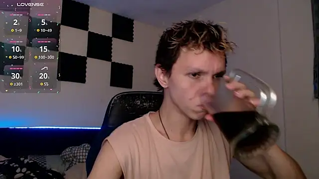 bryamado69 online show from 10.18.25