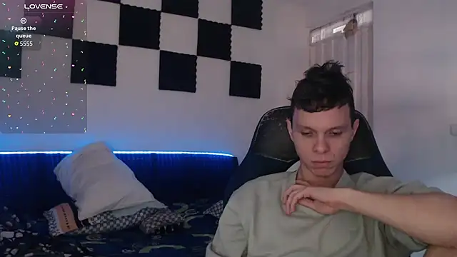 bryamado69 online show from 11.19.25