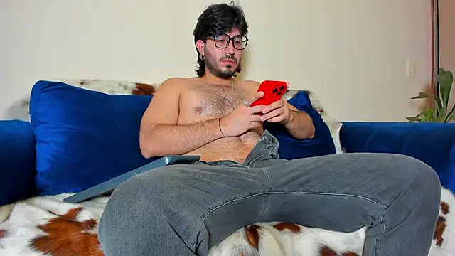 Snapshot of Ackerman_Eren_ chatting on 01.27.25 Ackerman Eren  online show from 01.27.25