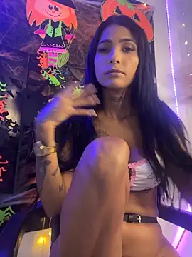 Antonellasmith00 online show from 10.21.25