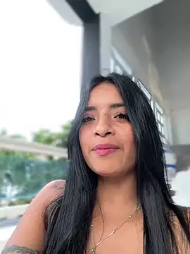 Laura fernandezII online show from 02.09.25