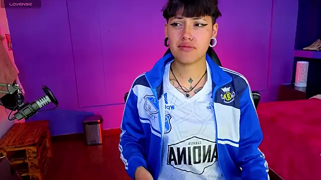  sharlotte777 online show from 10.15.25