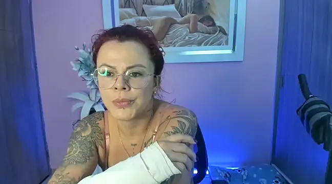 KAROL MILF online show from 01.25.25