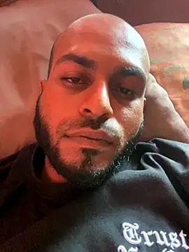 islandvybee55 online show from 10.30.25