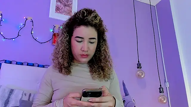 Snapshot of Charlotte11-11 chatting on 11.29.25 Charlotte11-11 online show from 11.29.25