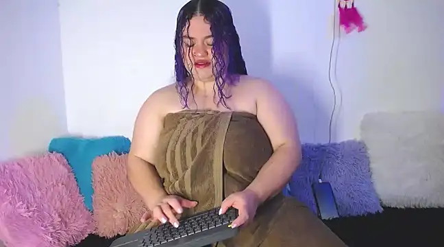 Snapshot of lunitaa0 chatting on 01.14.25 lunitaa0 online show from 01.14.25