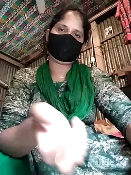 Snapshot of Koyel-Sen chatting on 01.06.25 Koyel-Sen online show from 01.06.25