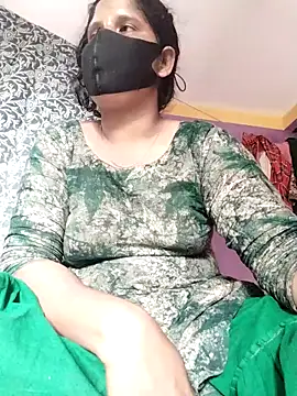 Snapshot of Koyel-Sen chatting on 02.13.25 Koyel-Sen online show from 02.13.25