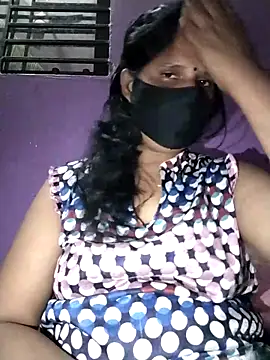 Snapshot of Koyel-Sen chatting on 03.07.25 Koyel-Sen online show from 03.07.25