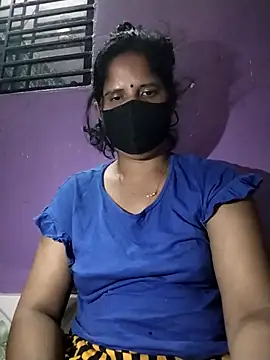 Snapshot of Koyel-Sen chatting on 03.12.25 Koyel-Sen online show from 03.12.25