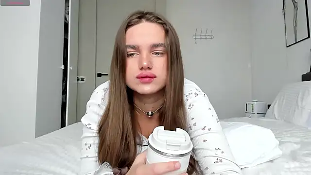 aesthetics  tease online show from 03.17.25