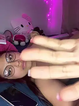 Aprilsmith2 online show from 12.06.24