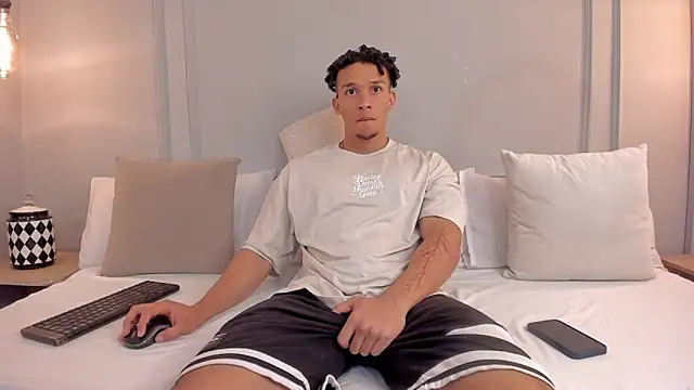 Dominick star online show from 11.25.25