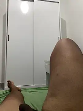 Snapshot of D4ivid chatting on 02.25.26 D4ivid online show from 02.25.26