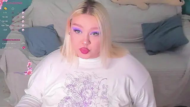 LilyBelll online show from 01.18.25