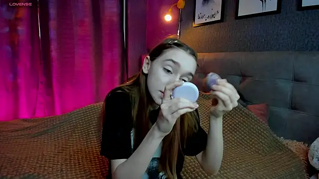 Lesi Moonie01 online show from 11.18.25